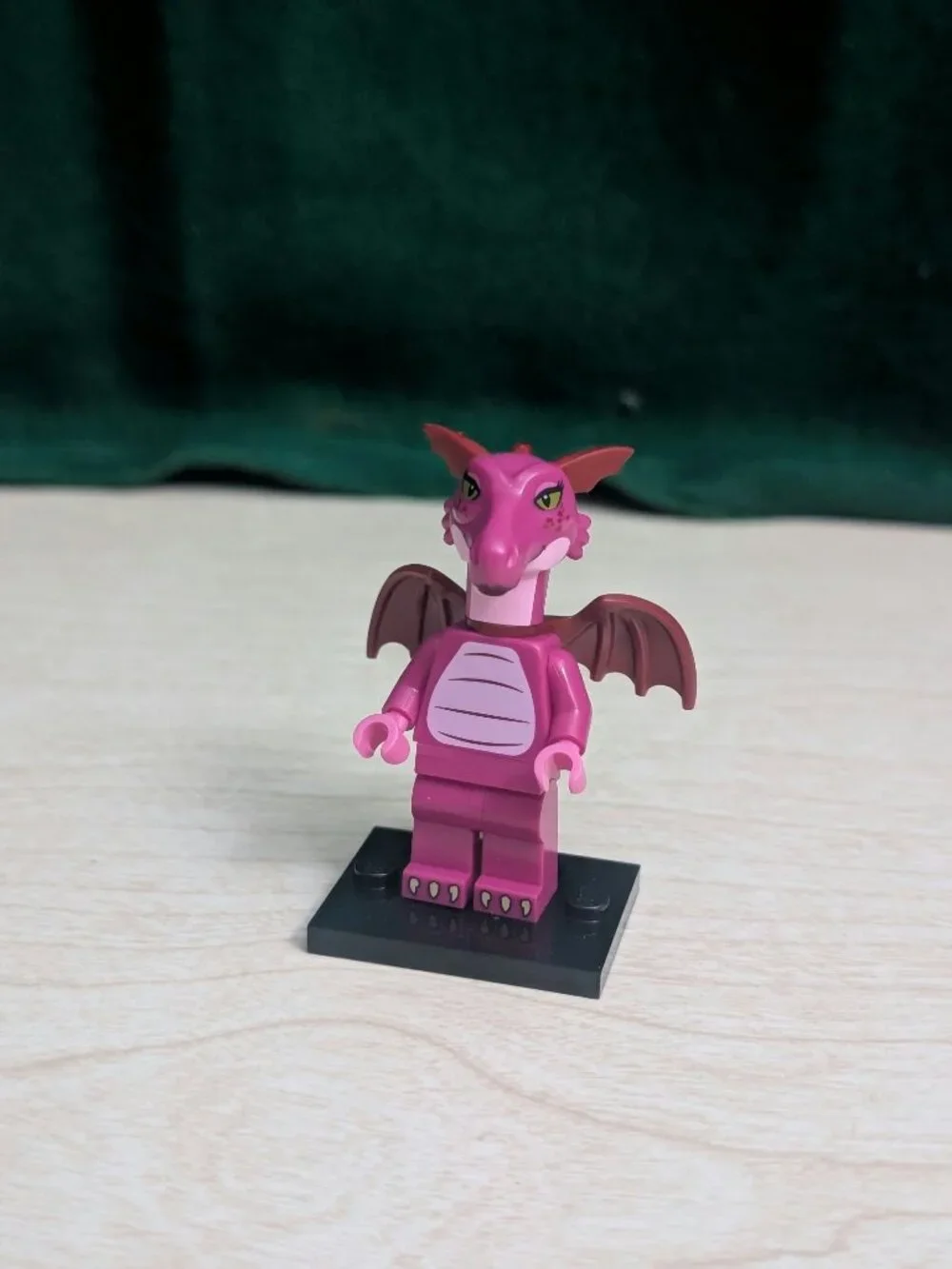 LEGO Shrek Minifigure DRAGON MiniFig